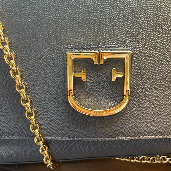 Furla purse - Picture 3 of 7
